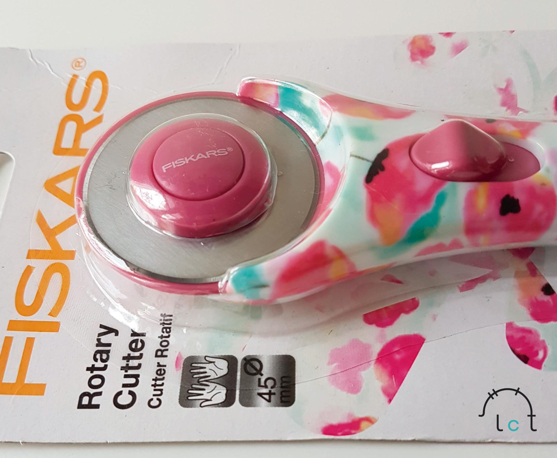 cutter-fiskars-inspiration-flower-La-Cuesta-Merceria-online3